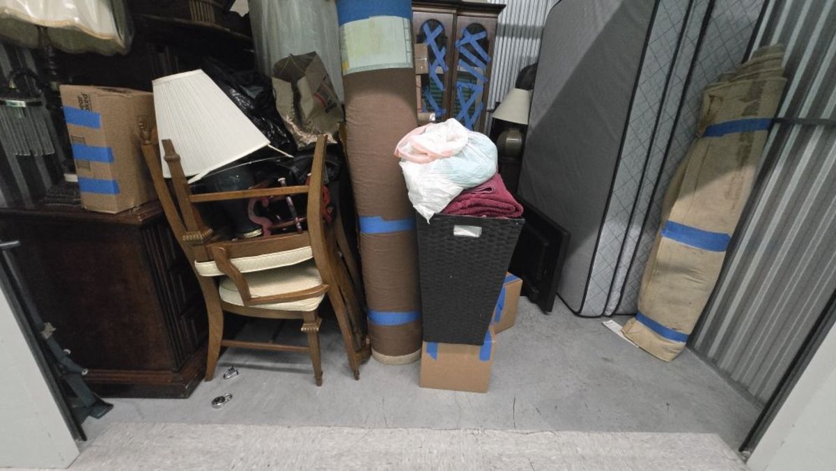 10 x 10 storage unit in Pembroke Pines, FL