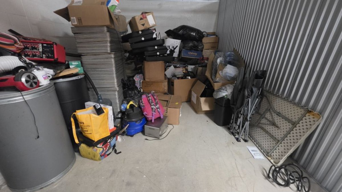 10 x 15 storage unit in Pembroke Pines, FL