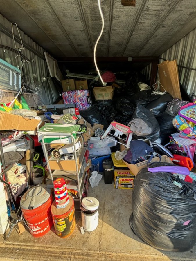10 x 15 storage unit in Cranbury, NJ