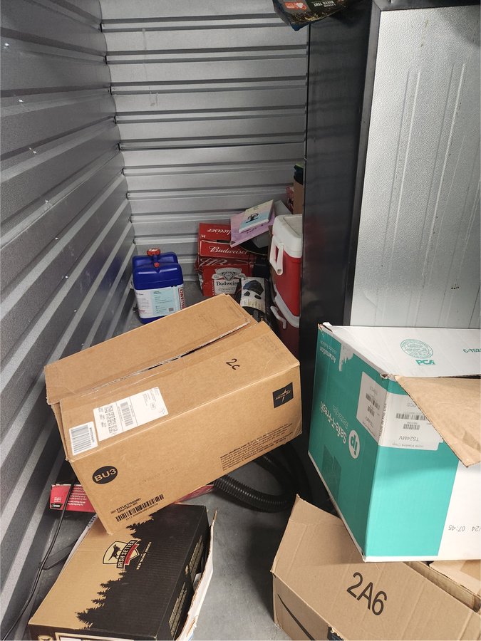 5 x 10 storage unit in West Valley City, UT