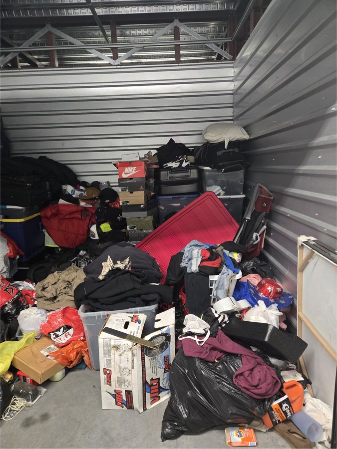 10 x 10 storage unit in Decatur, GA