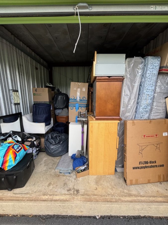 10 x 10 storage unit in Cranbury, NJ