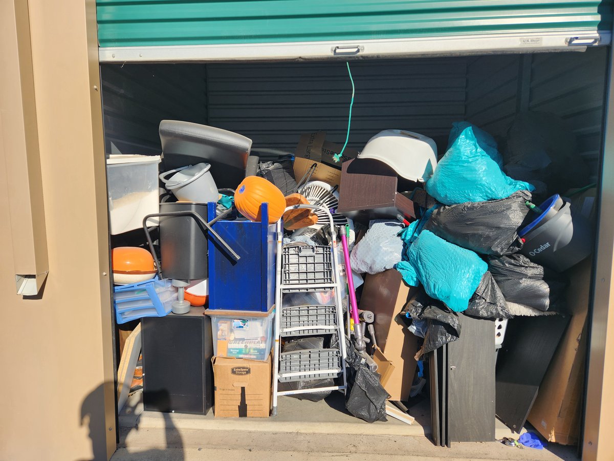 10 x 10 storage unit in Saratoga Springs, UT