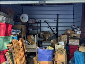 10 x 10 unit in Pendleton