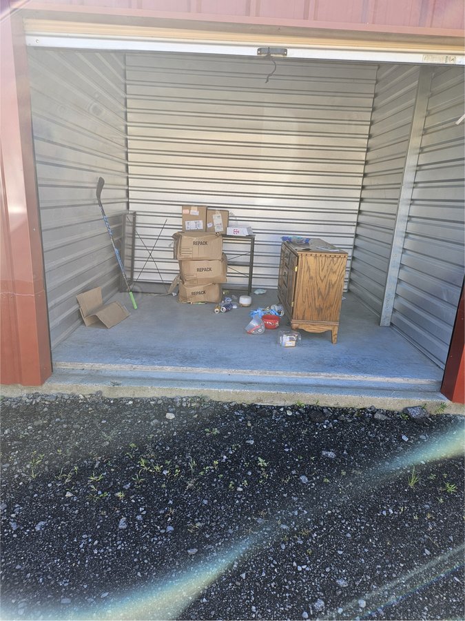 10 x 10 storage unit in Amsterdam, NY