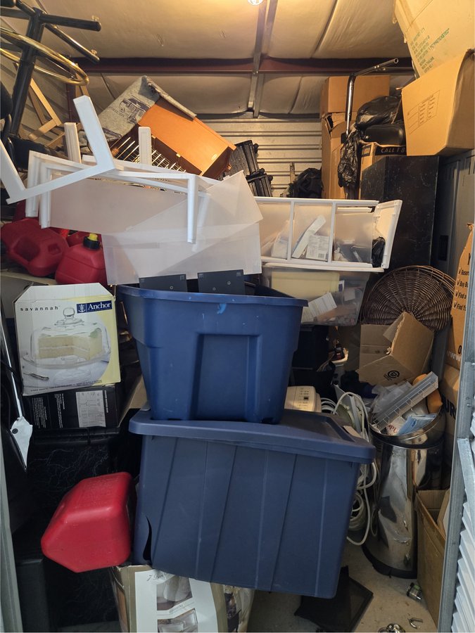 10 x 15 storage unit in Pembroke Pines, FL