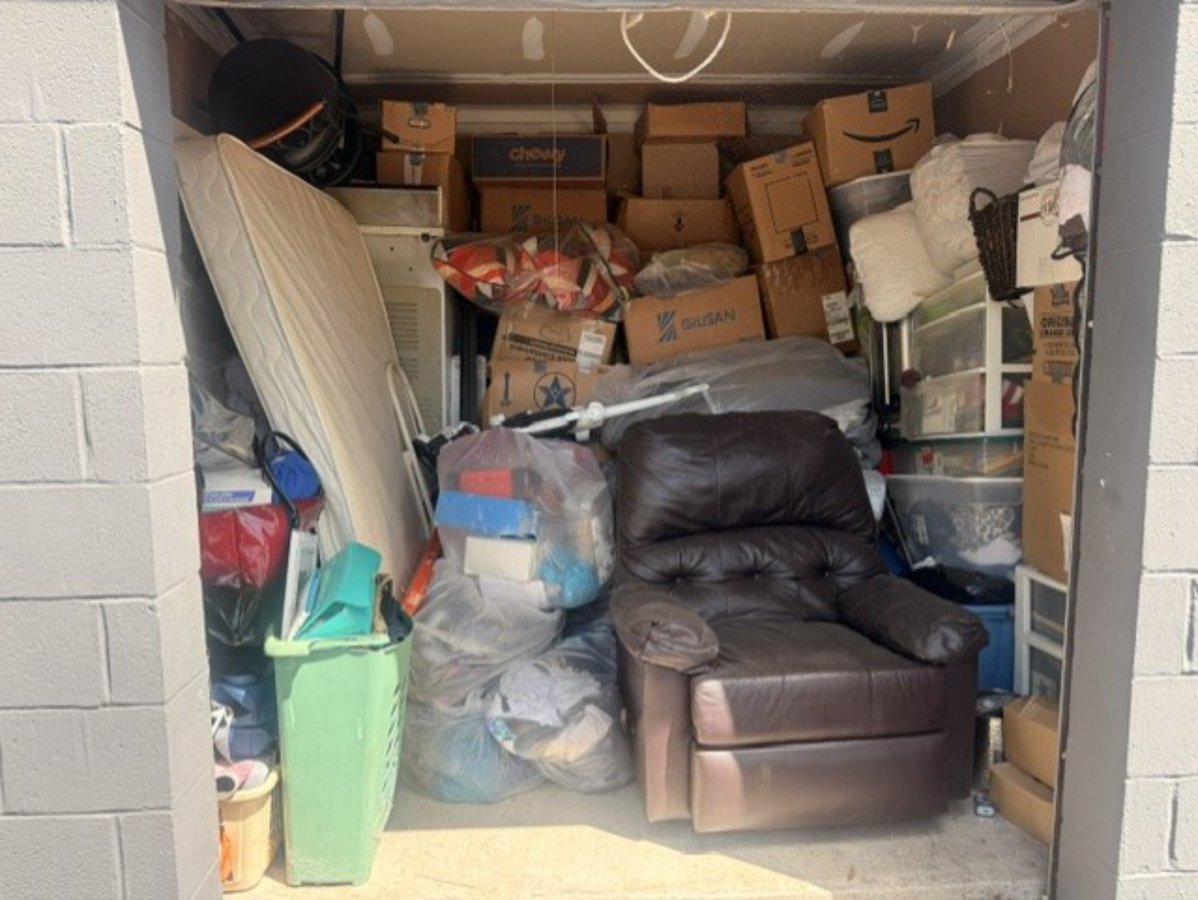 10 x 10 storage unit in Belmont, NC
