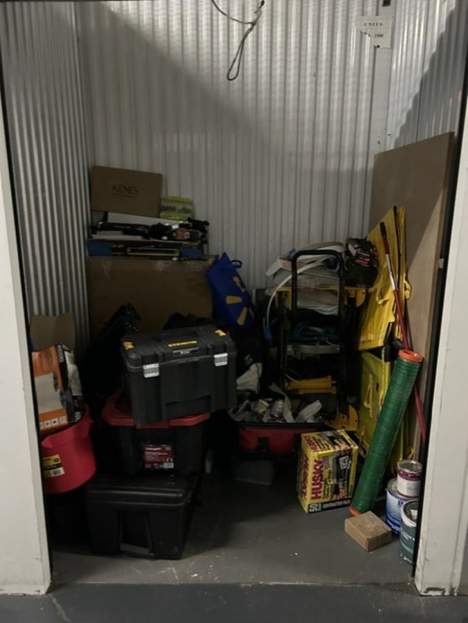 5 x 7 storage unit in North Bergen, NJ