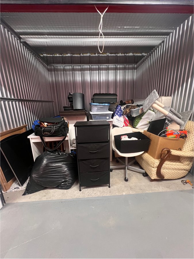 10 x 10 storage unit in Bound Brook, NJ