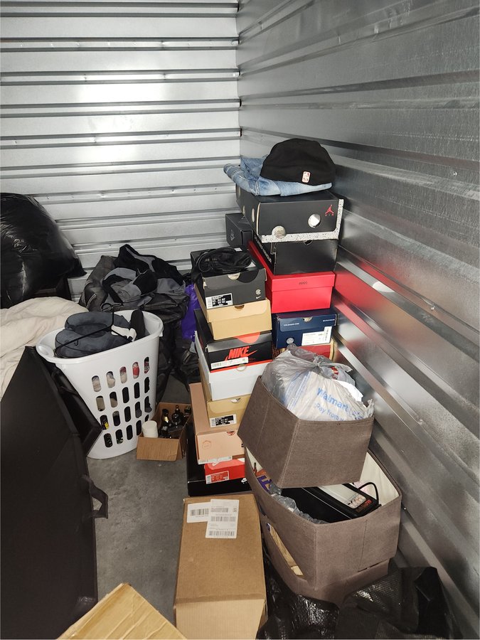 5 x 10 storage unit in Coral Springs, FL
