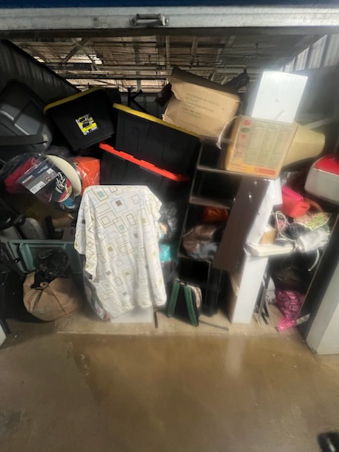 10 x 10 storage unit in Cicero, IL