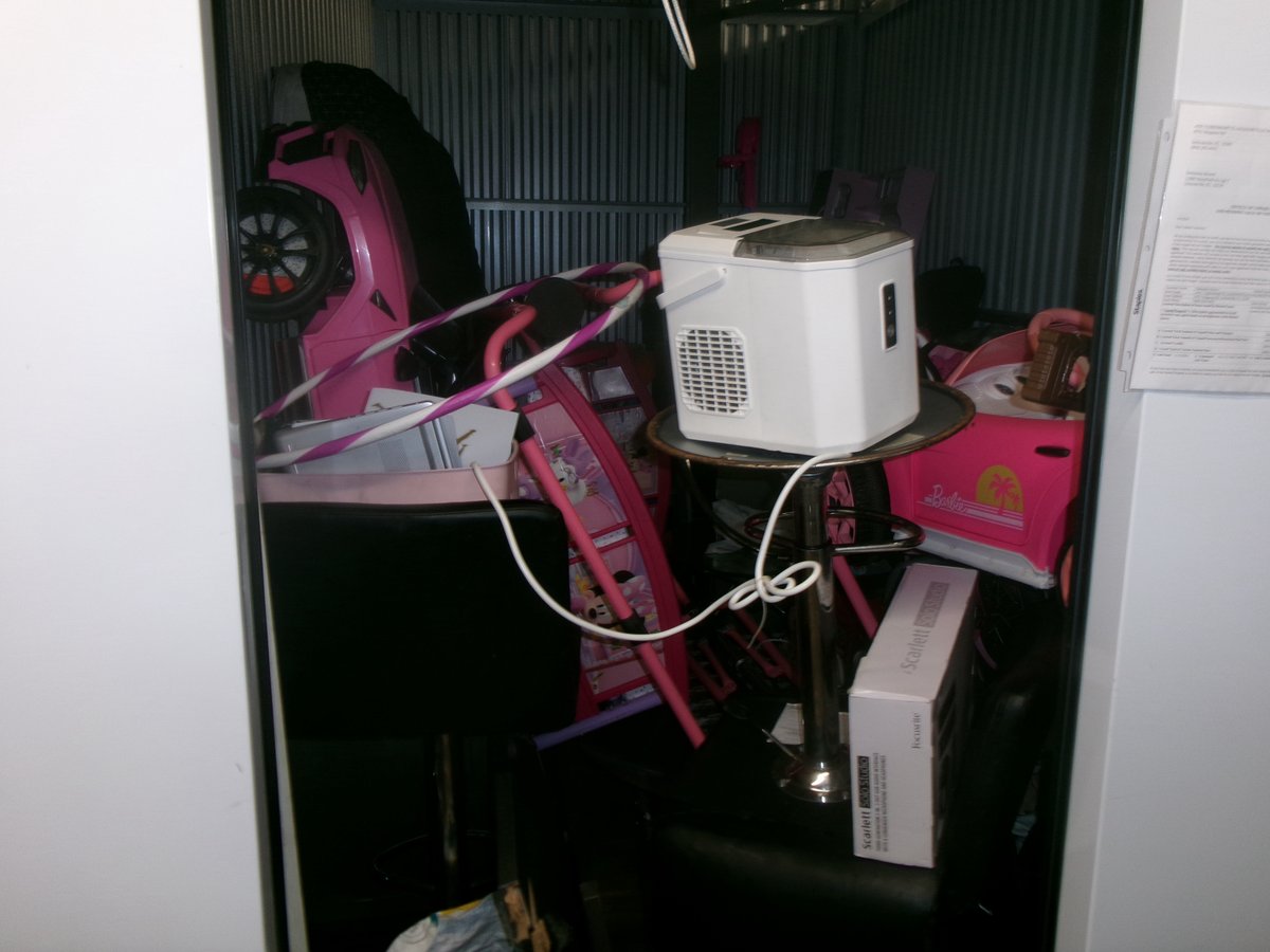 5 x 13 storage unit in Jacksonville, FL