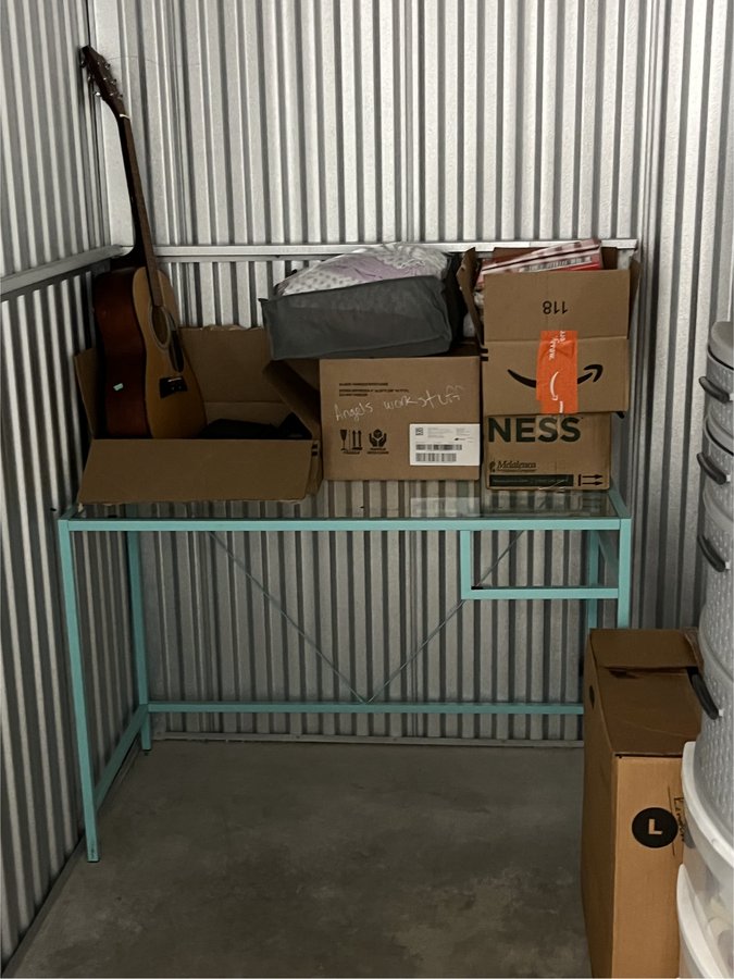 5 x 8 storage unit in Ashburn, VA