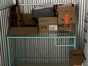 5 x 8 storage unit in Ashburn, VA