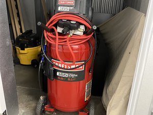 8 x 10 storage unit in Ashburn, VA