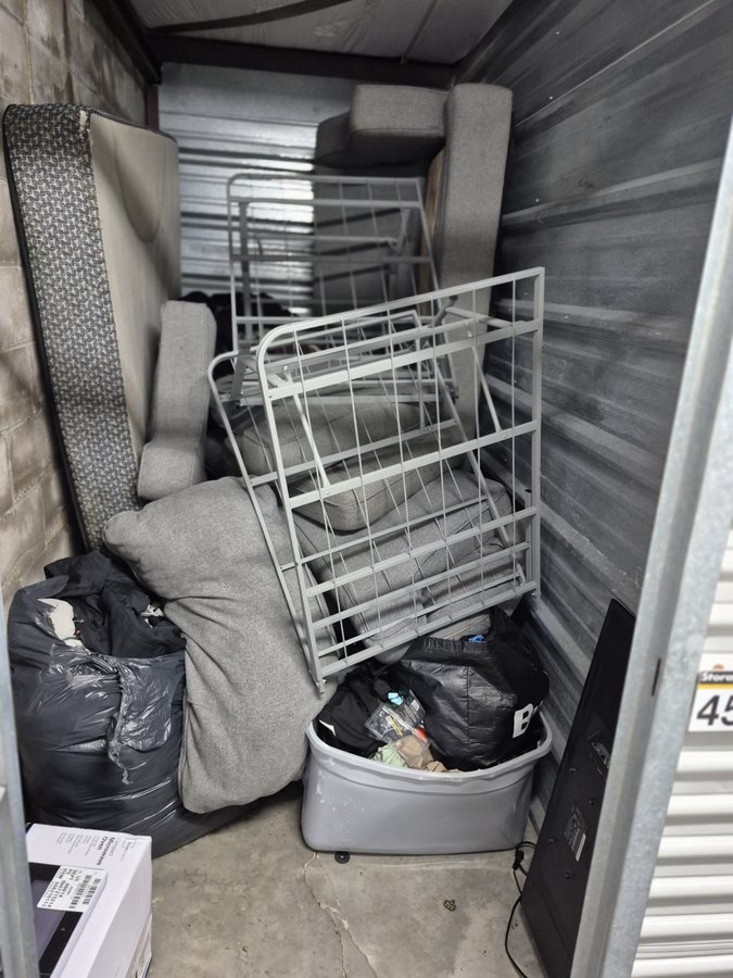 5 x 10 storage unit in Windsor Heights, IA