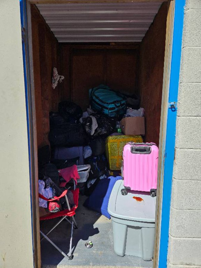 5 x 7 storage unit in Clarksville, IN