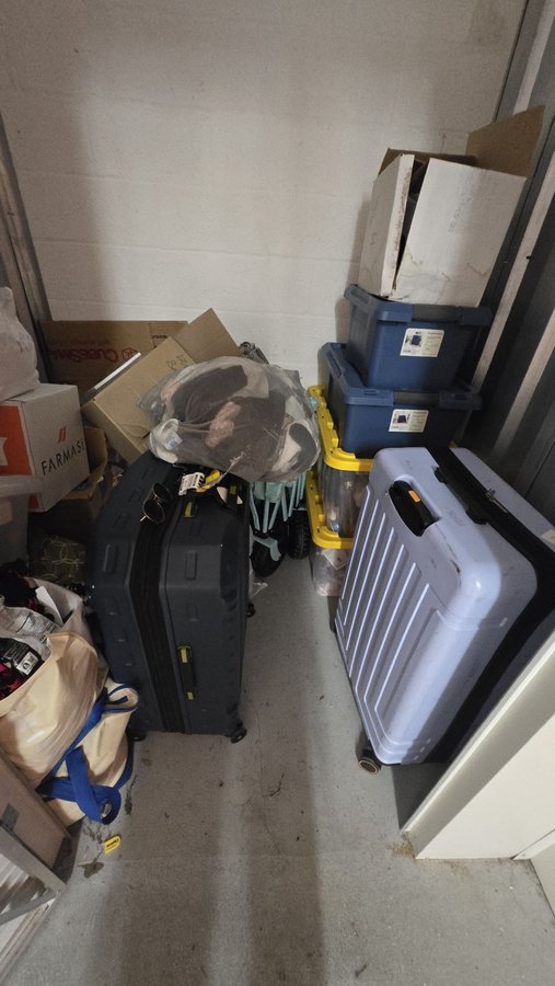 5 x 5 storage unit in Aventura, FL