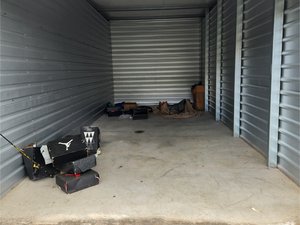 10 x 25 storage unit in Huntsville, AL