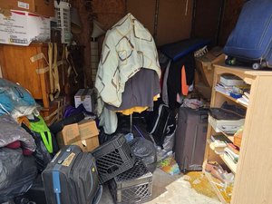 10 x 10 storage unit in Hallandale, FL