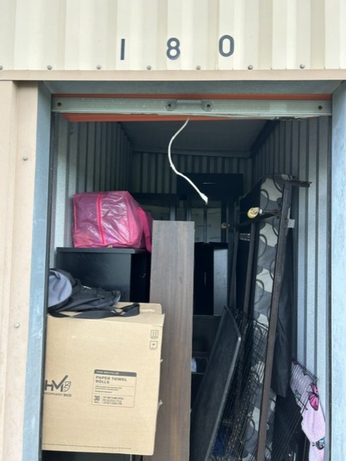 5 x 10 storage unit in Laurel, DE