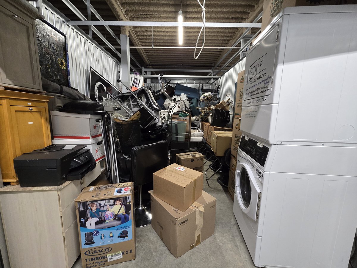 10 x 20 storage unit in Metairie, LA