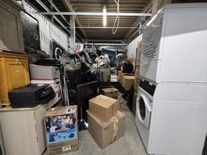 10 x 20 storage unit in Metairie, LA