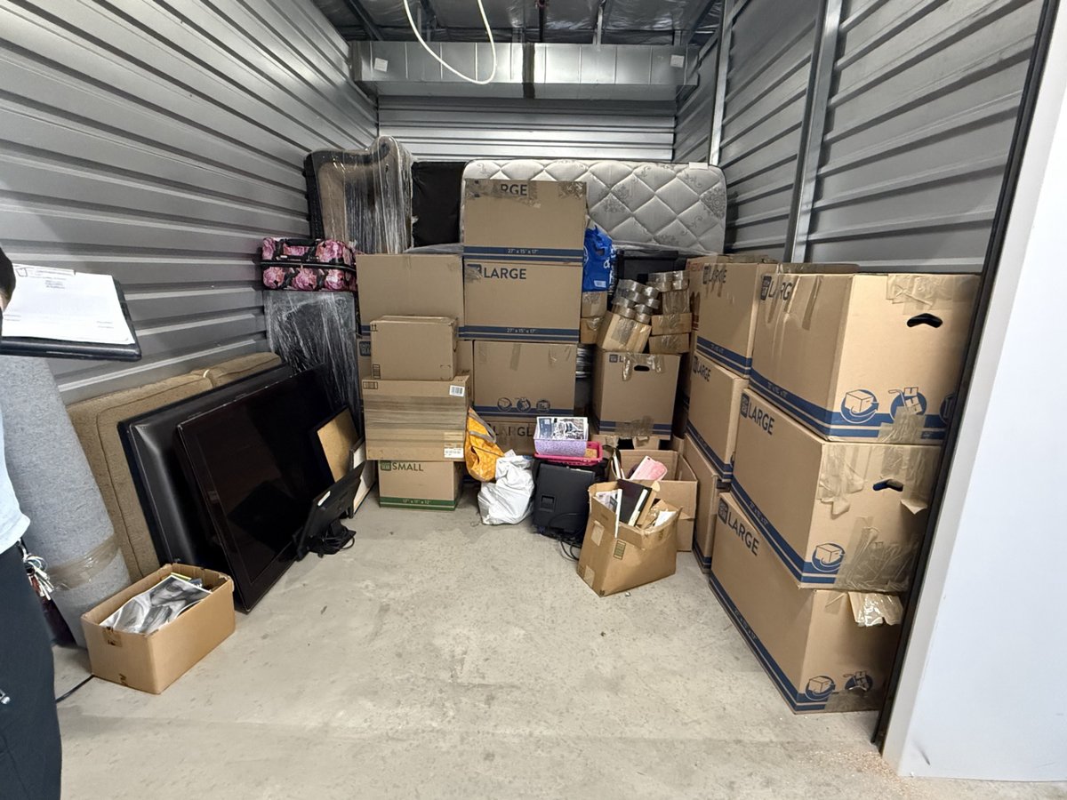 10 x 15 storage unit in Denver, CO