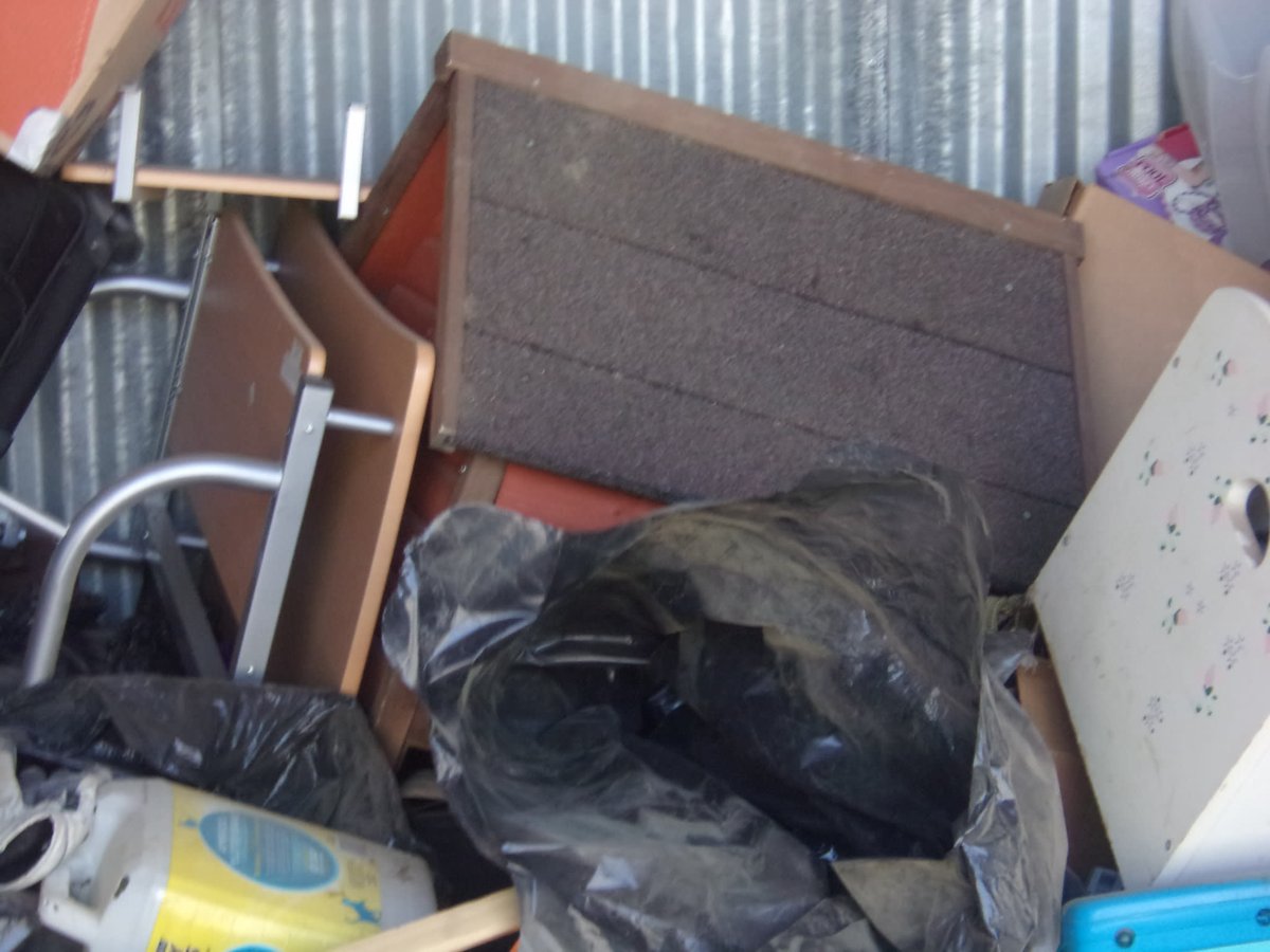 12 x 12 storage unit in Fresno, CA