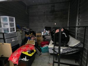 20 x 10 storage unit in Hilo, HI