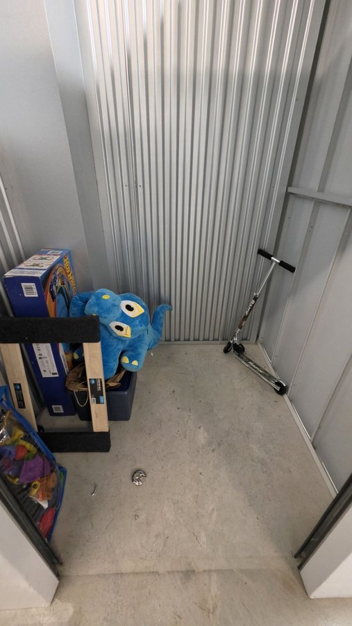 5 x 5 storage unit in Miami, FL