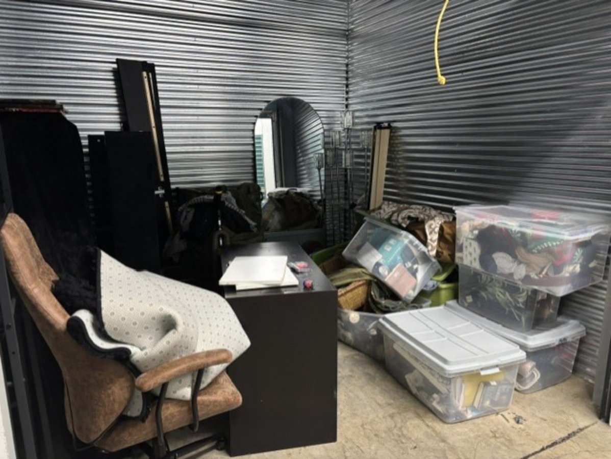10 x 10 storage unit in Charlotte, NC
