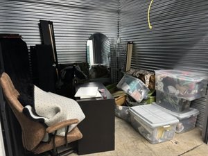 10 x 10 storage unit in Charlotte, NC