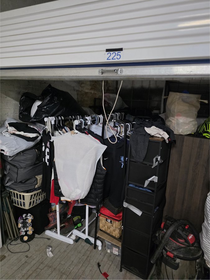 10 x 10 storage unit in Columbus, OH