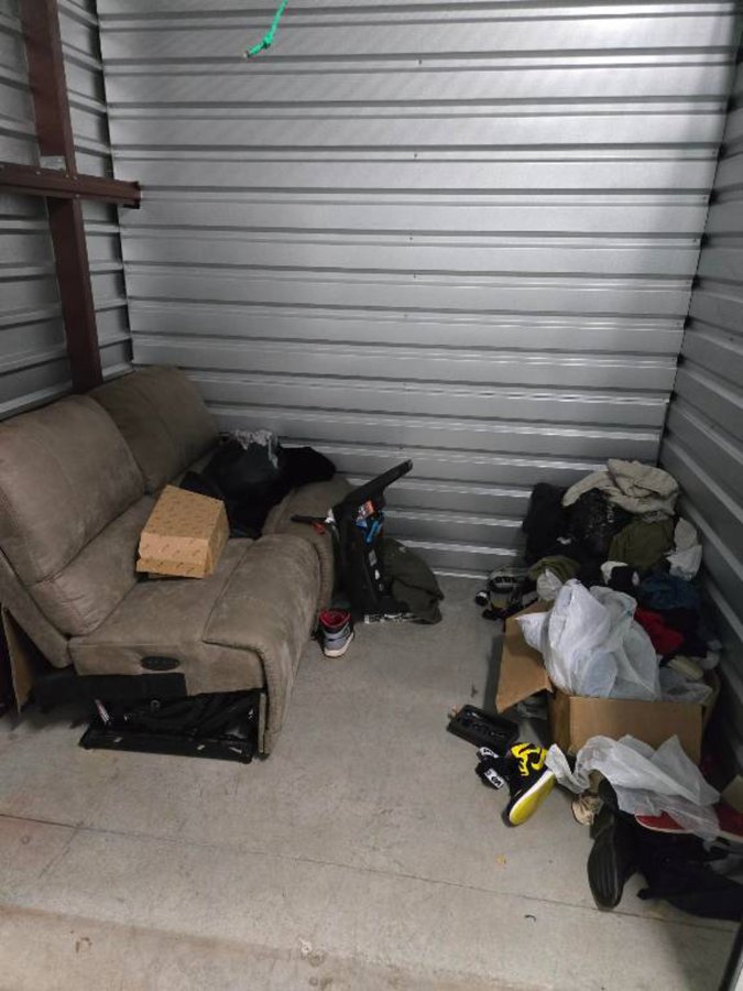 8 x 7 storage unit in Chesapeake, VA