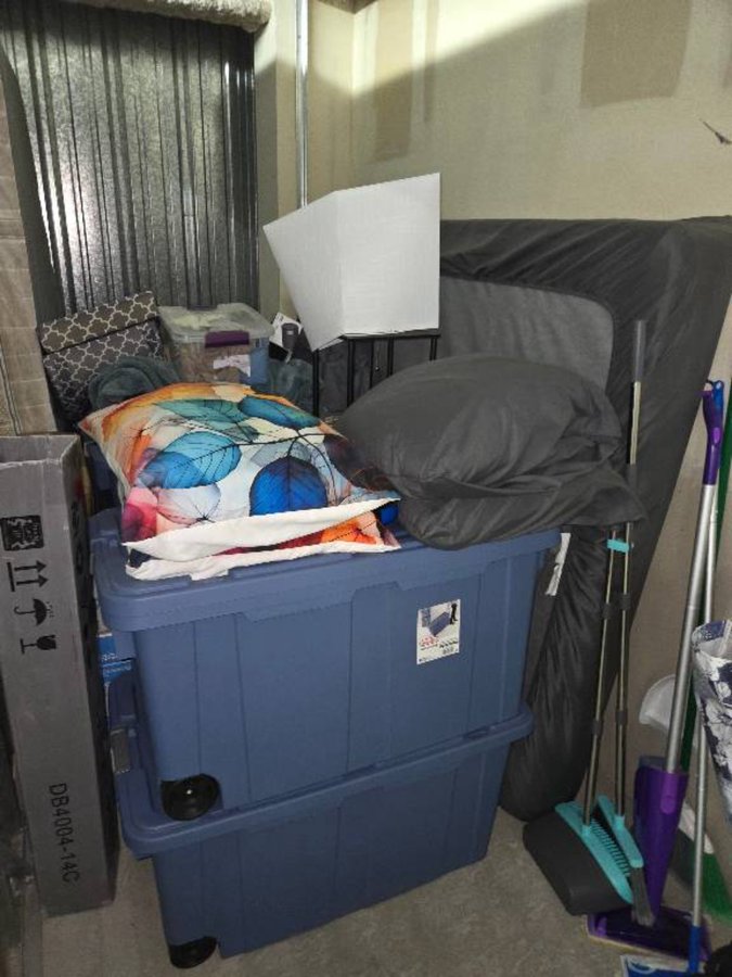 5 x 15 storage unit in Chicago, IL