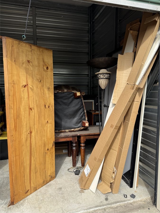 10 x 10 storage unit in Oxford, MI