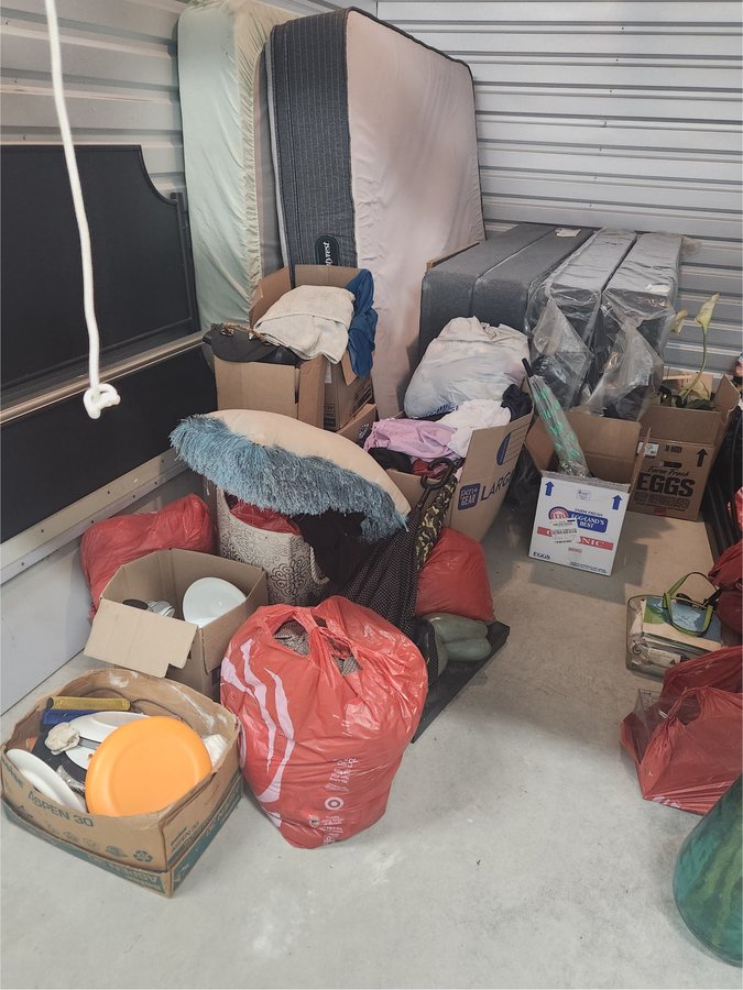 10 x 15 storage unit in Kansas City, MO
