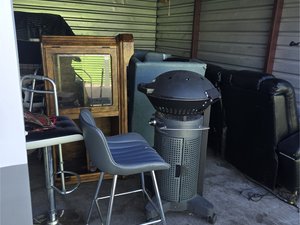 10 x 15 storage unit in Sarasota, FL