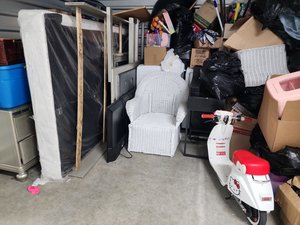 10 x 10 storage unit in Crandall, TX