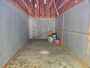 10 x 20 storage unit in Columbus, IN