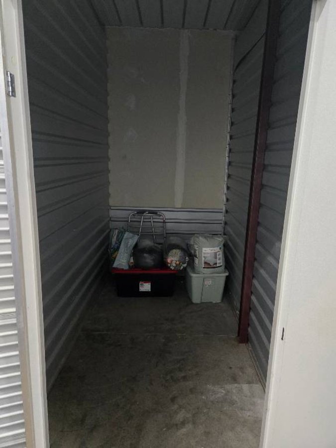 5 x 10 storage unit in Vernon Hills, IL
