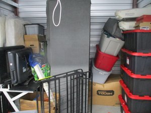 10 x 8 storage unit in Wilmington, DE