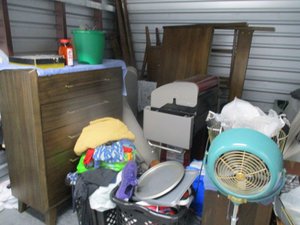 10 x 10 storage unit in Wilmington, DE