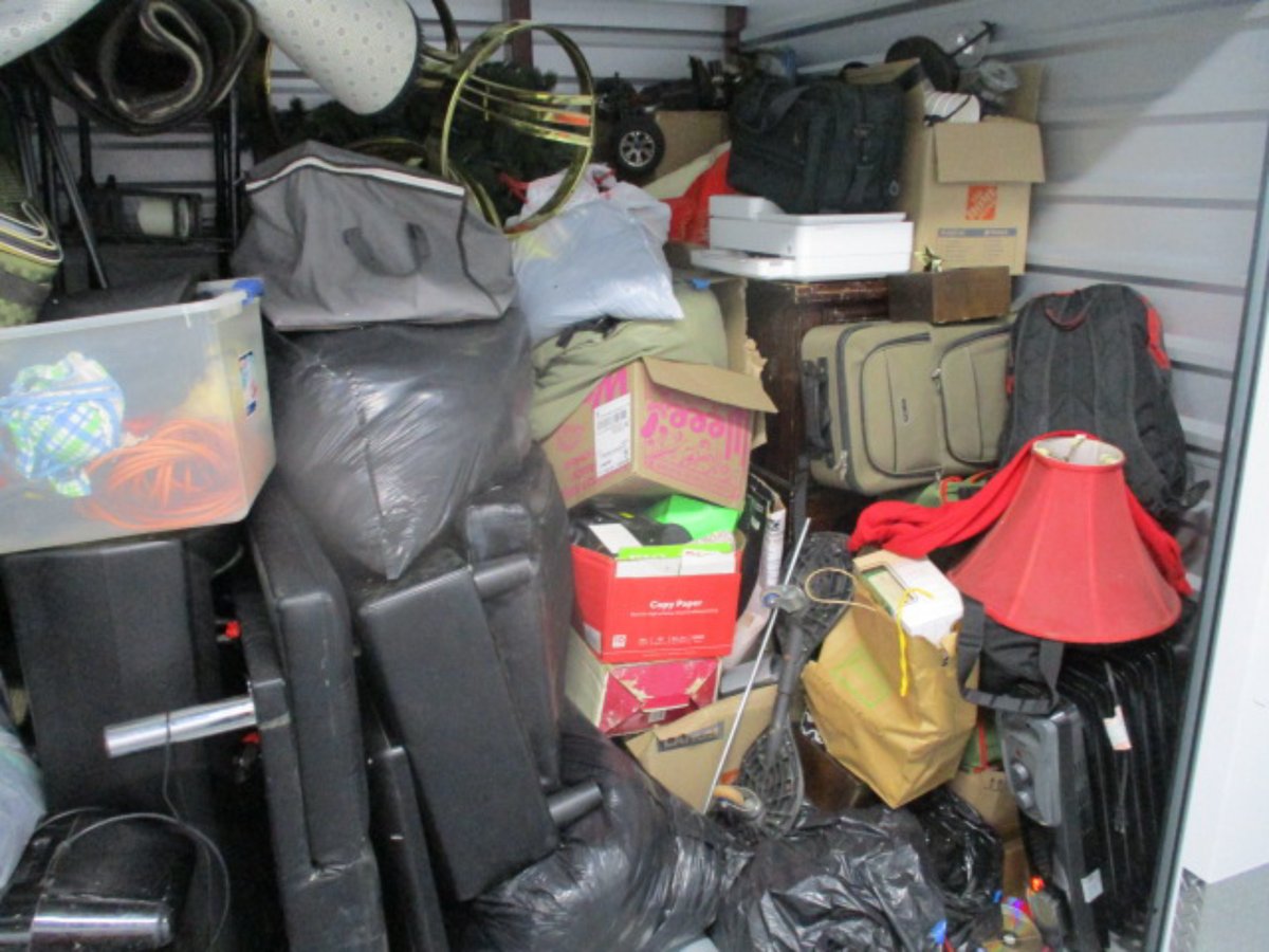 10 x 8 storage unit in Wilmington, DE