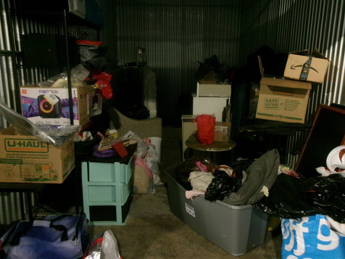 10 x 20 storage unit in New Castle, DE