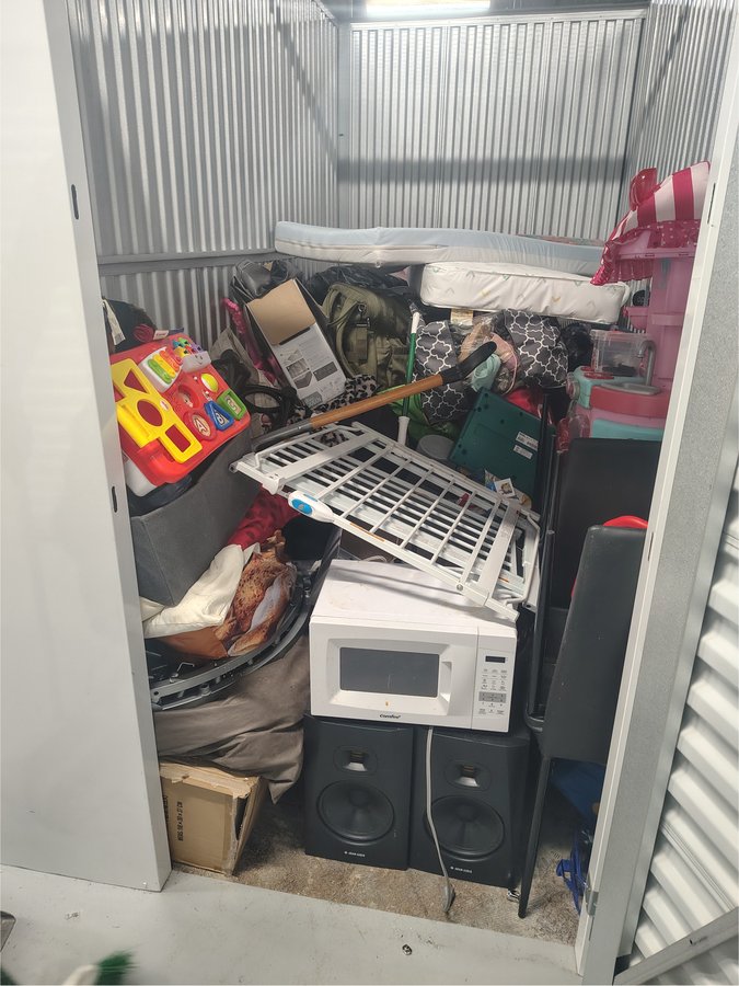 5 x 10 storage unit in New Castle, DE