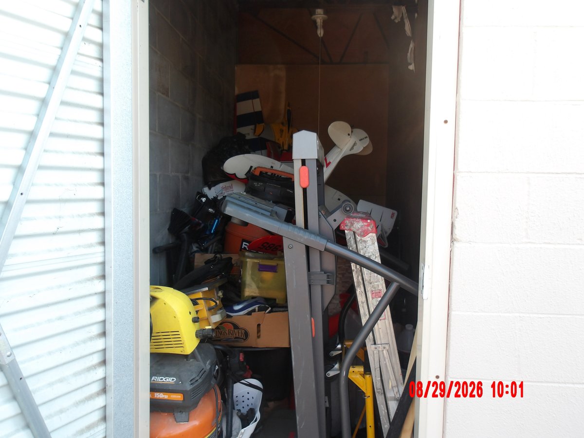 5 x 10 storage unit in Nashville, TN