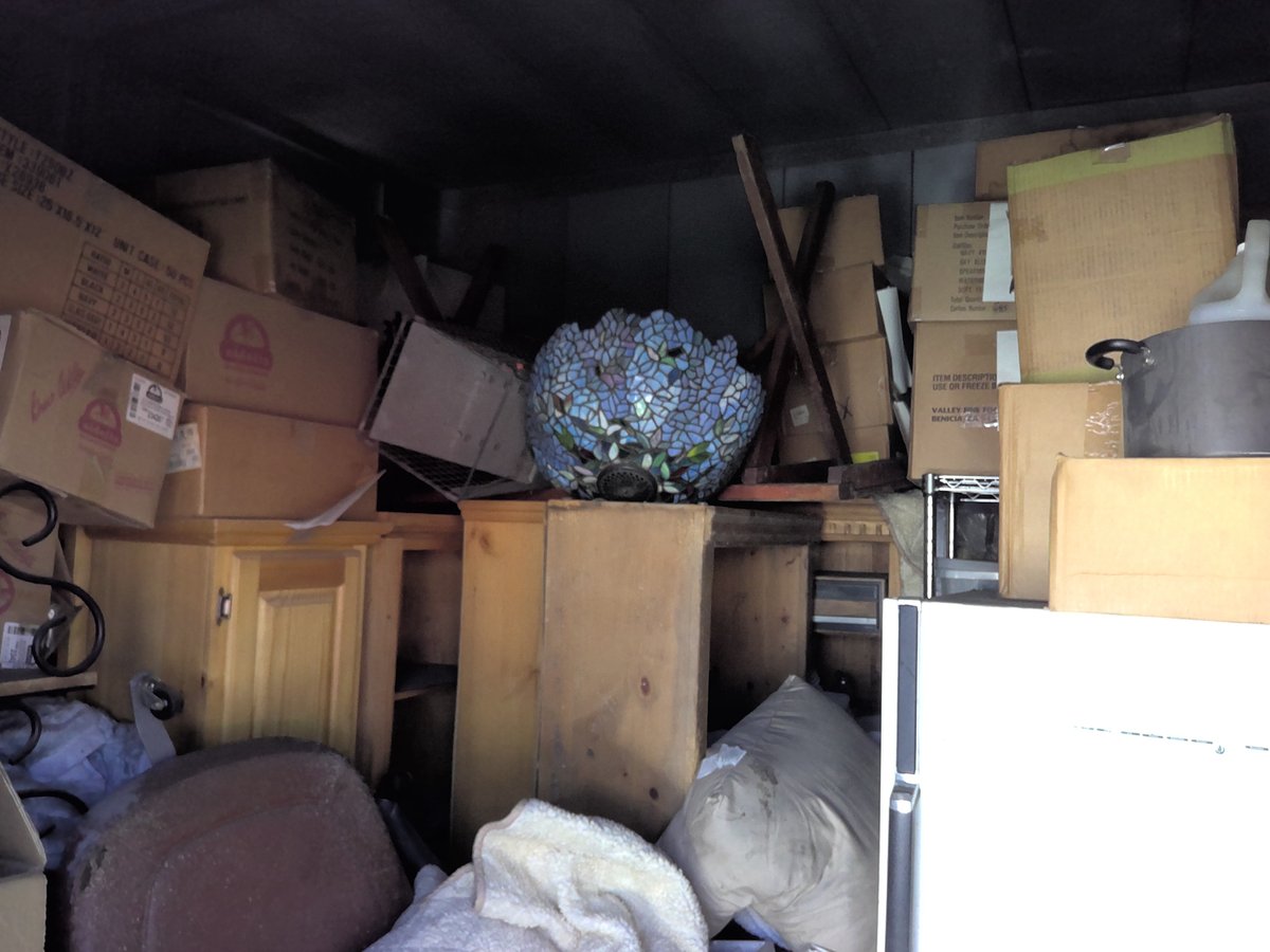 10 x 10 storage unit in Fullerton, CA