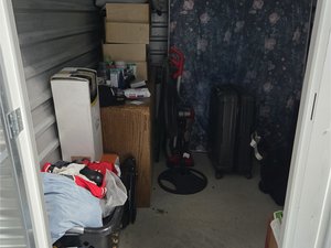 6 x 8 storage unit in Brandon, FL